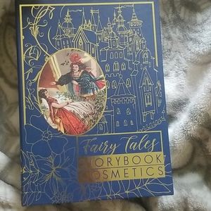 Story book cosmetics eyeshadow pallet